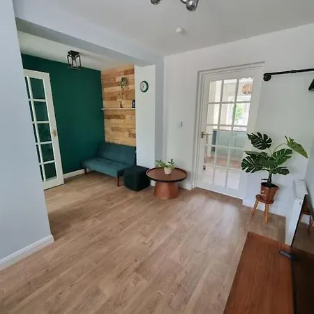 Elgar Escape Apartment Barnstaple Exterior photo